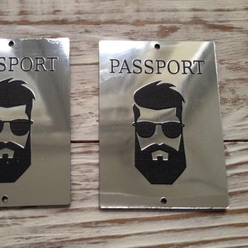 Табличка из пластика "Паспорт с бородой" Серебро