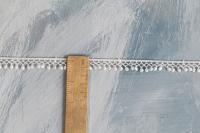 Тесьма с мелкими помпошками однорядное, ширина 1,5 см, 1 ярд